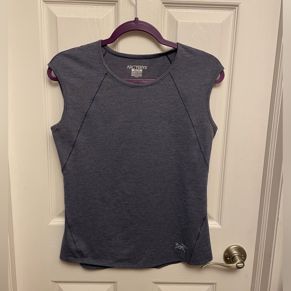 Arc’teryx Kadem Top Short Sleeve Sun Protection UPF 50+ Purple extra sma…